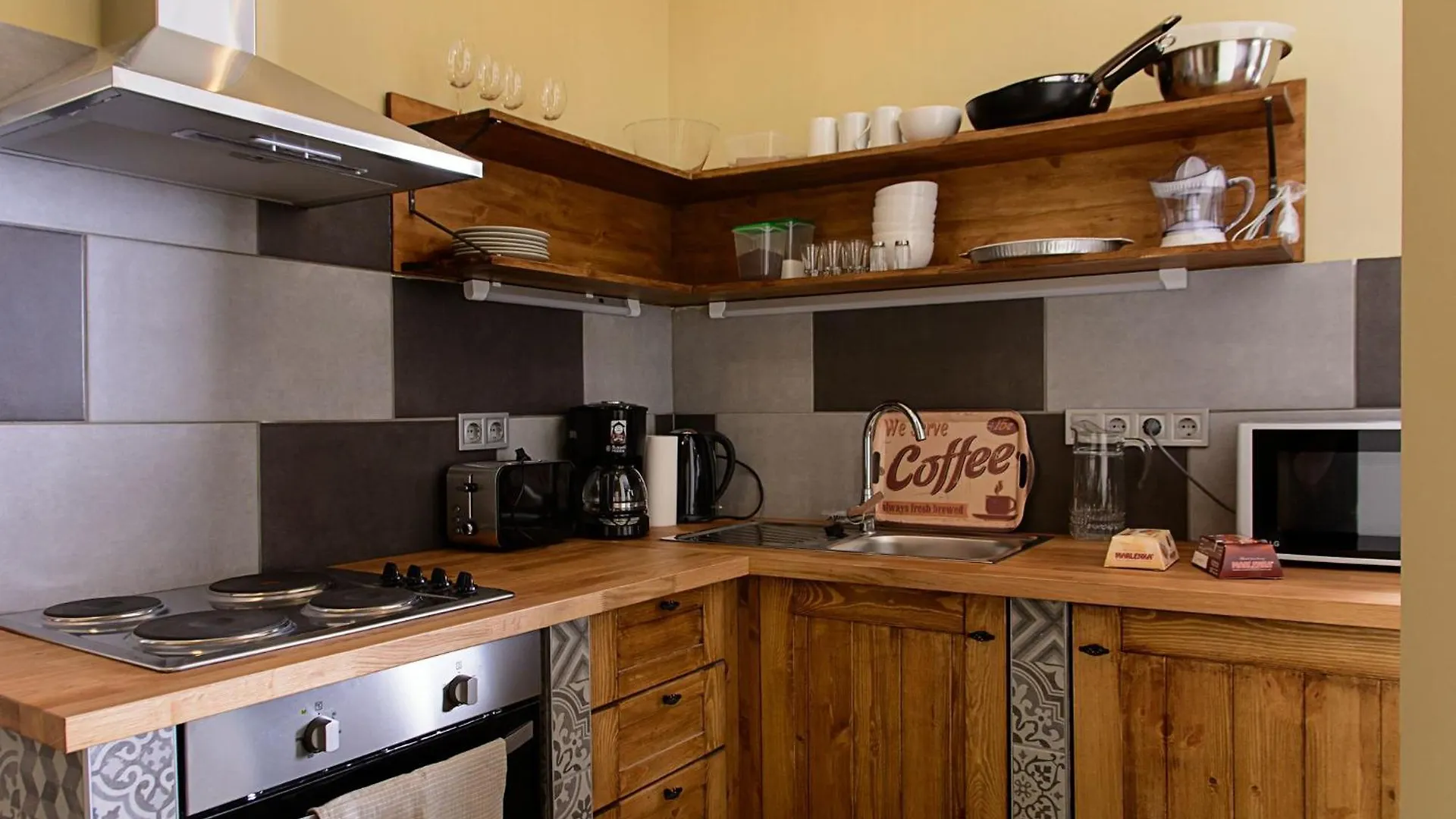 New Walnuttree Double 12 Pers Apartment Budapest
